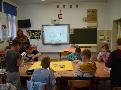  (photo)