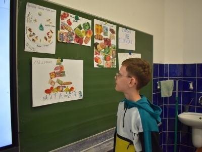  (photo)