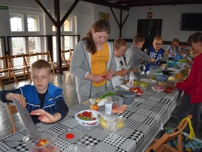  (photo)