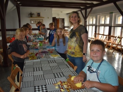  (photo)