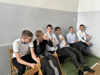  (photo)