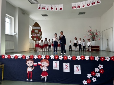  (photo)