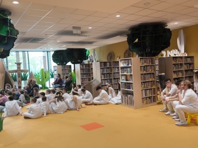 (photo)