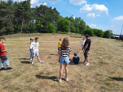  (photo)