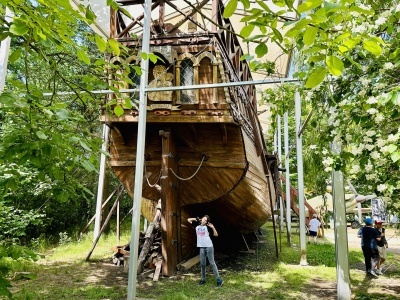  (photo)