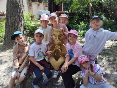  (photo)