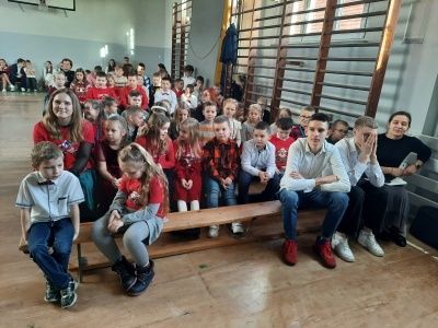  (photo)