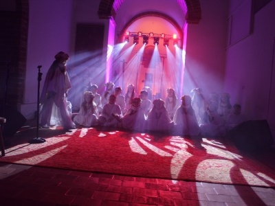  (photo)