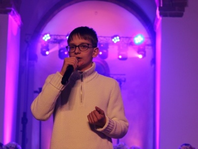  (photo)