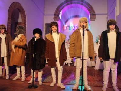  (photo)