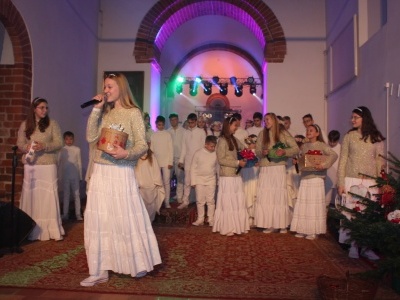  (photo)