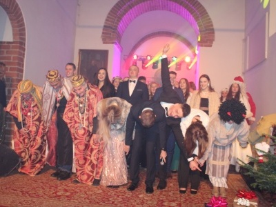  (photo)