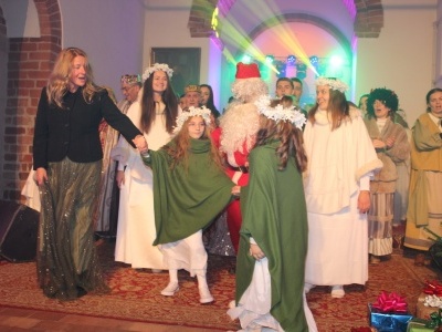  (photo)