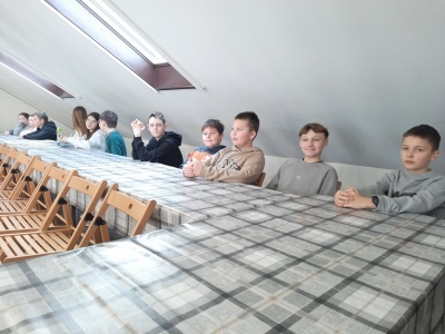  (photo)