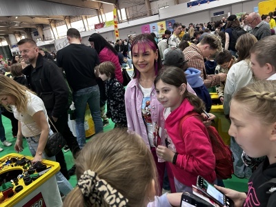  (photo)