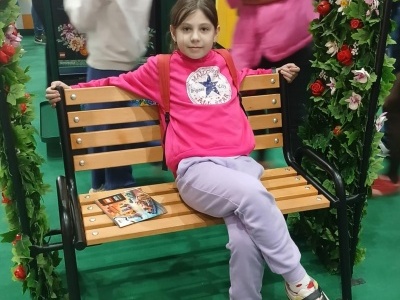  (photo)