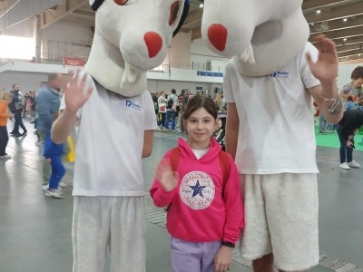  (photo)