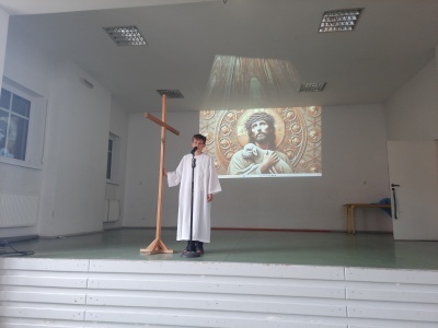  (photo)
