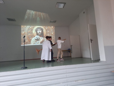  (photo)