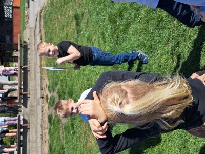  (photo)