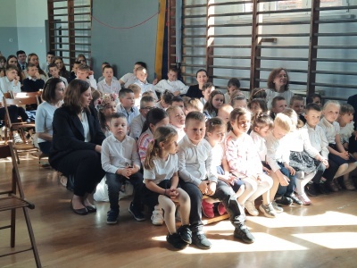  (photo)