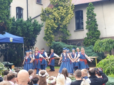  (photo)