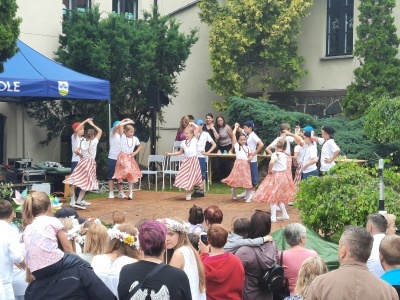  (photo)