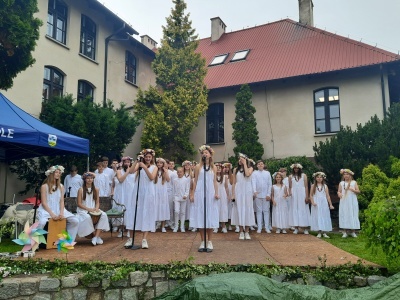  (photo)