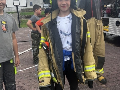  (photo)