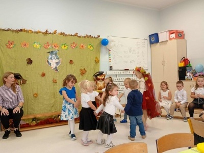  (photo)