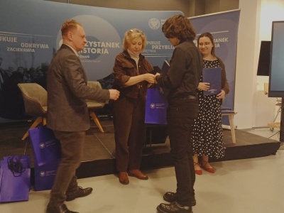 (photo)