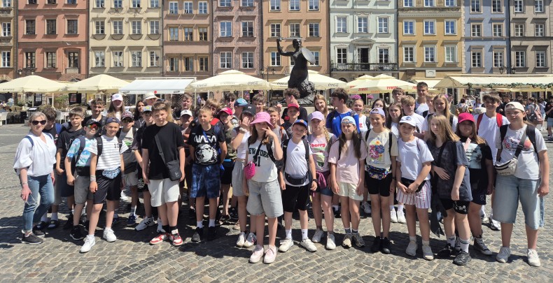 Stolica niczym feniks odrodzony z popiołów i Ziemia obiecana 